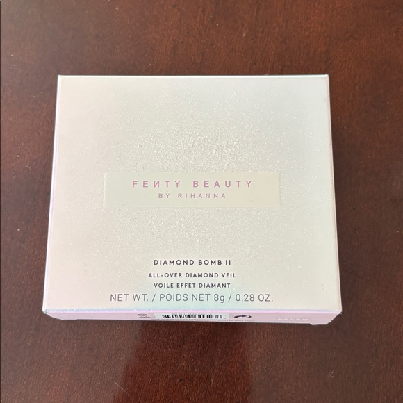 Fenty Beauty Diamond Bomb II Highlighter - Picture 7 of 9